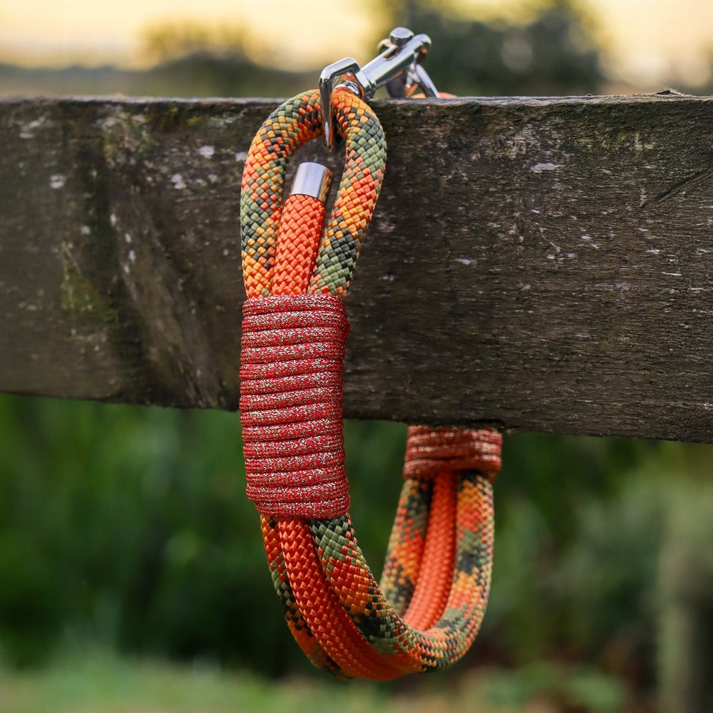 The 'Airi' Triple Collar